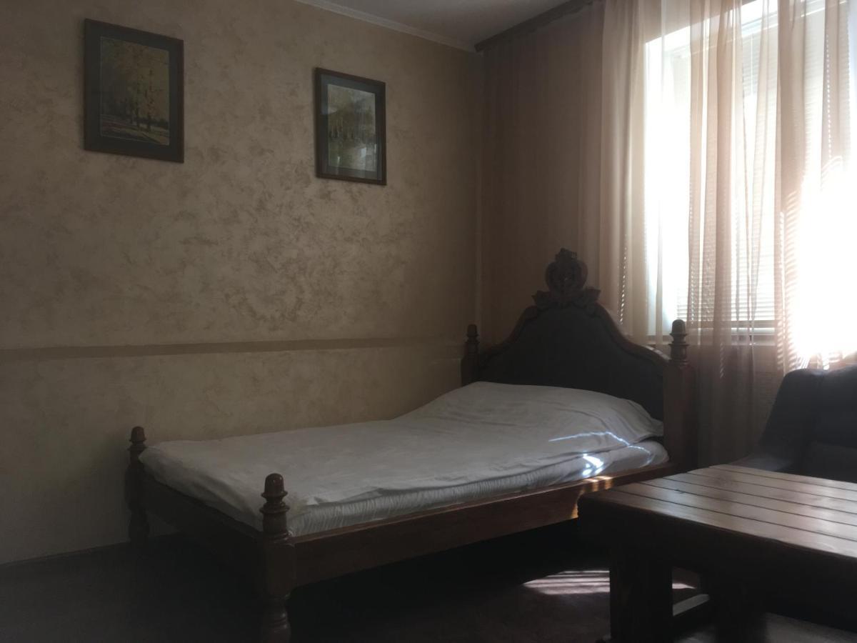 Міні-Готель Нептун Rivne Dış mekan fotoğraf