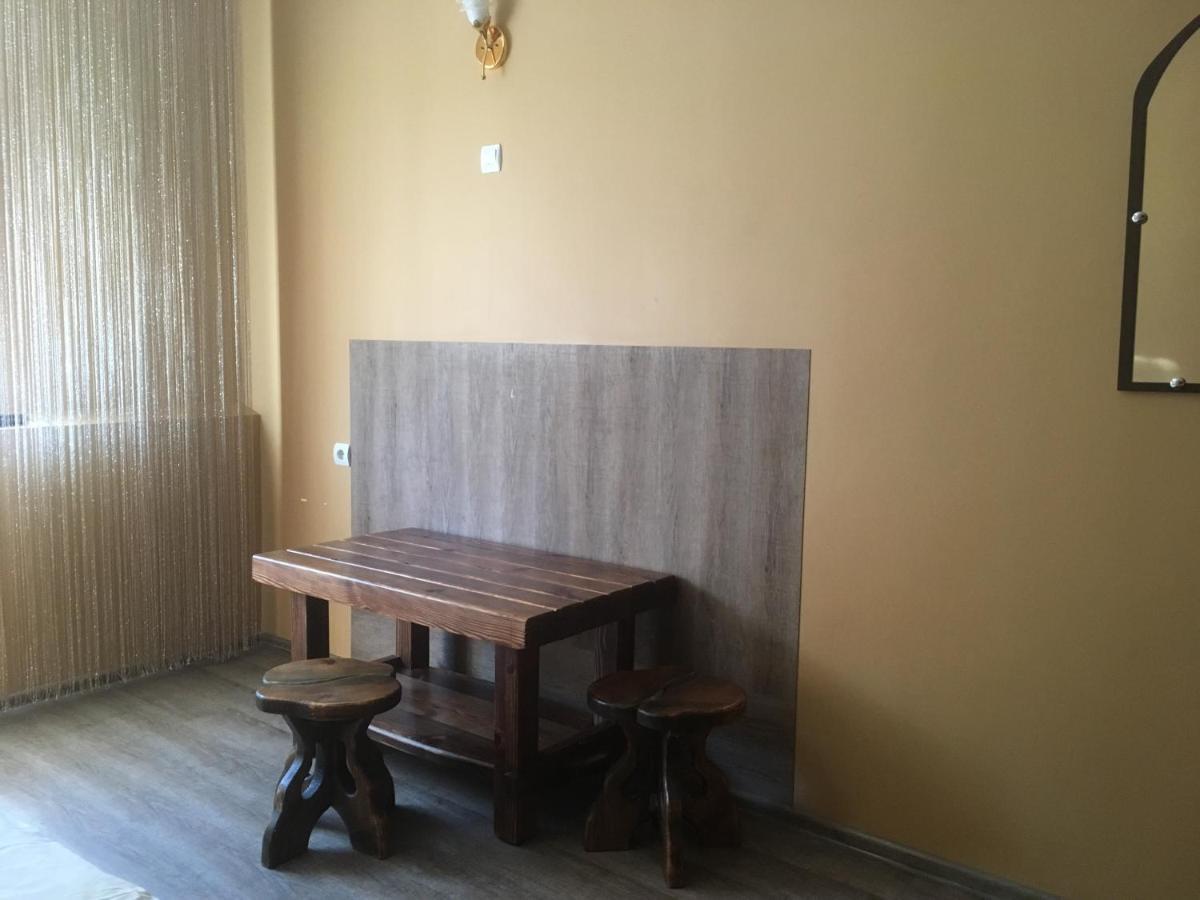 Міні-Готель Нептун Rivne Dış mekan fotoğraf